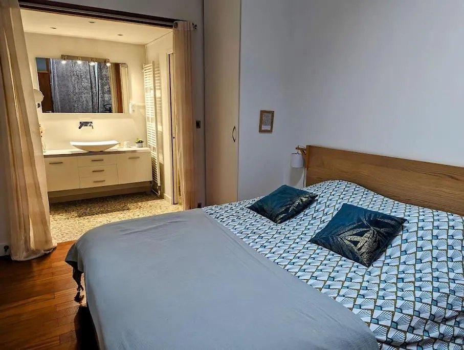 Apartment Superbe Appartement - Rue Privee Paris